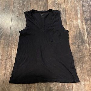 Madewell Black Sleeveless V-Neck Top